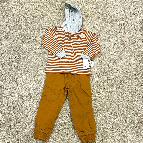 Carters Set | 3T - Picture 1 of 7